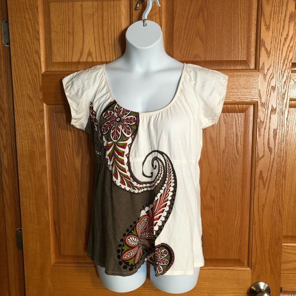 Women's White & Brown Floral Scoop Neck Top